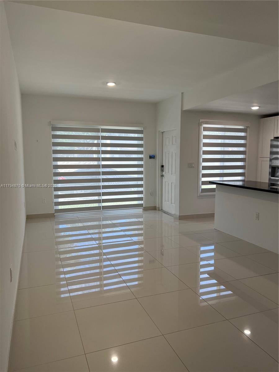 Townhouse for rent at 13944 SW 259th Way, Homestead, FL 33032