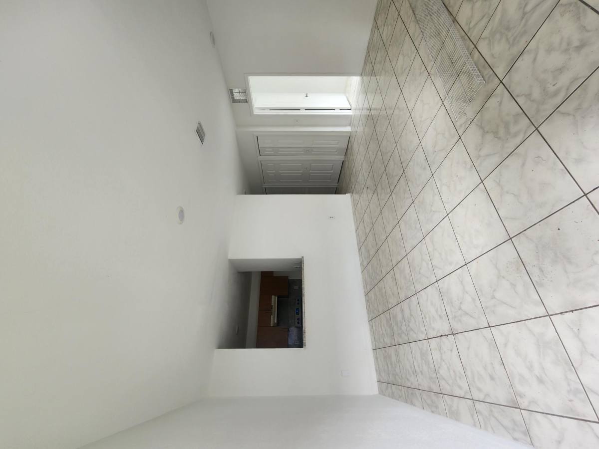 Apartment for rent at 1900 NW 76th St #1970, Miami, FL 33147