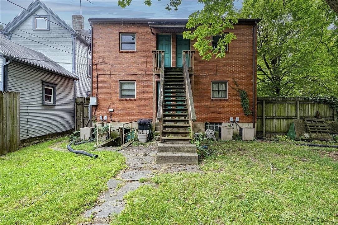 Apartment for rent at 231 W McPherson St #1, Dayton, OH 45405
