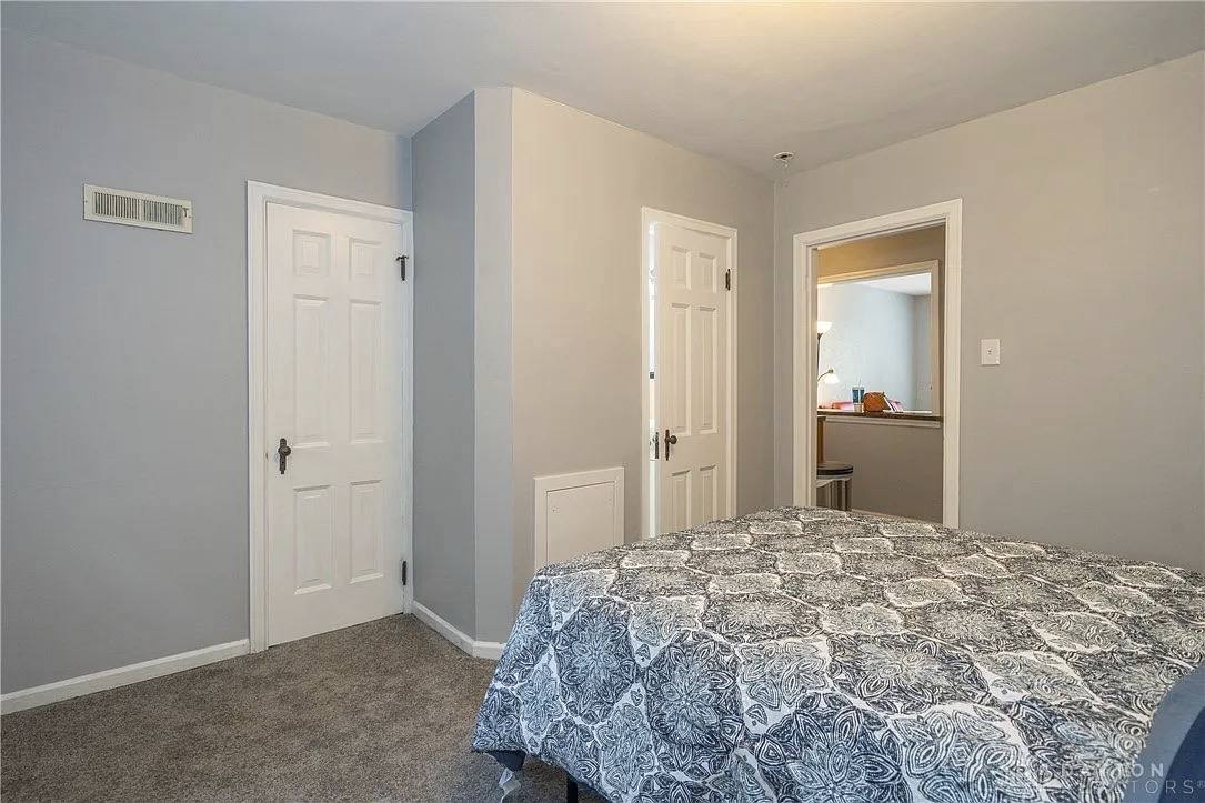 Apartment for rent at 231 W McPherson St #1, Dayton, OH 45405