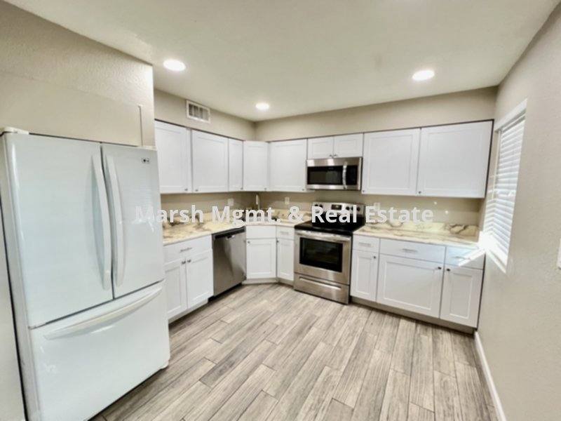 Condo for rent at 2457 E Pueblo Ave #1, Phoenix, AZ 85040