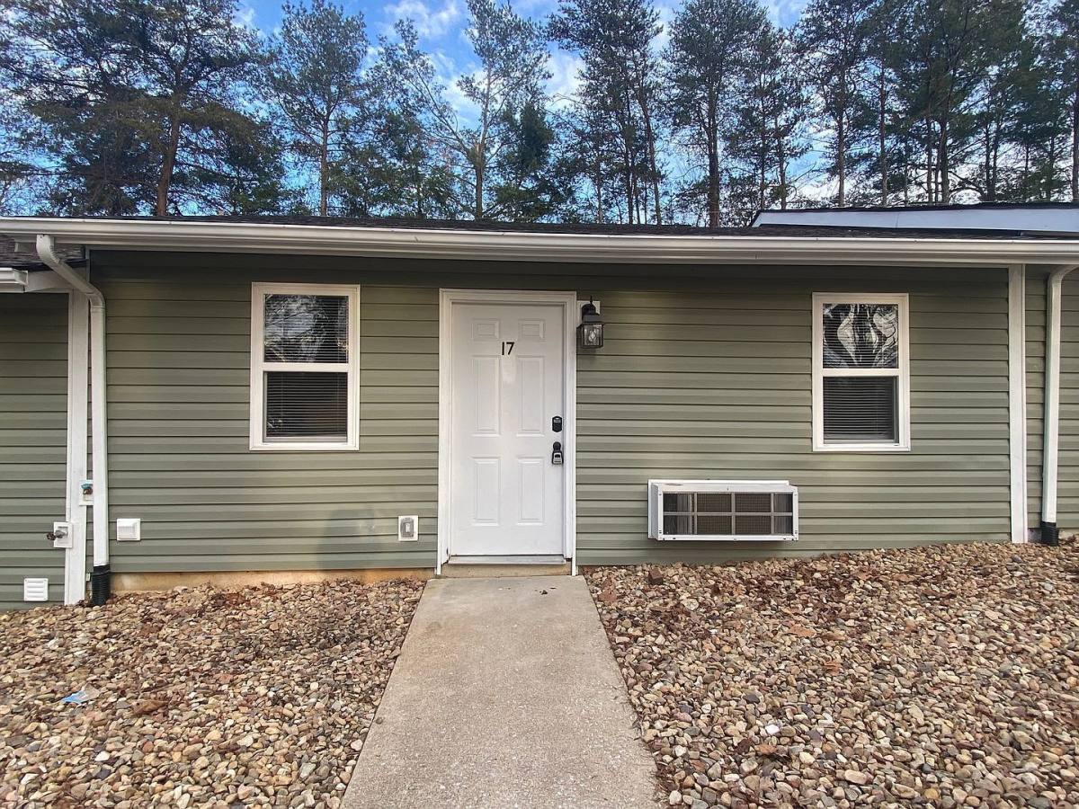 Apartment for rent at 402 Mount Bethel Rd, Greeneville, TN 37745