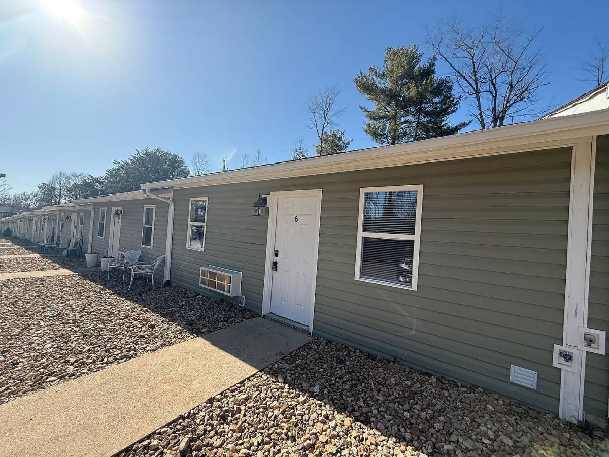 Apartment for rent at 402 Mount Bethel Rd, Greeneville, TN 37745