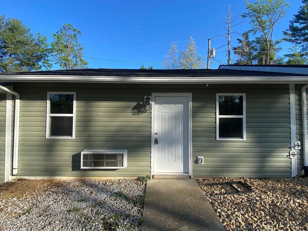 Apartment for rent at 402 Mount Bethel Rd, Greeneville, TN 37745