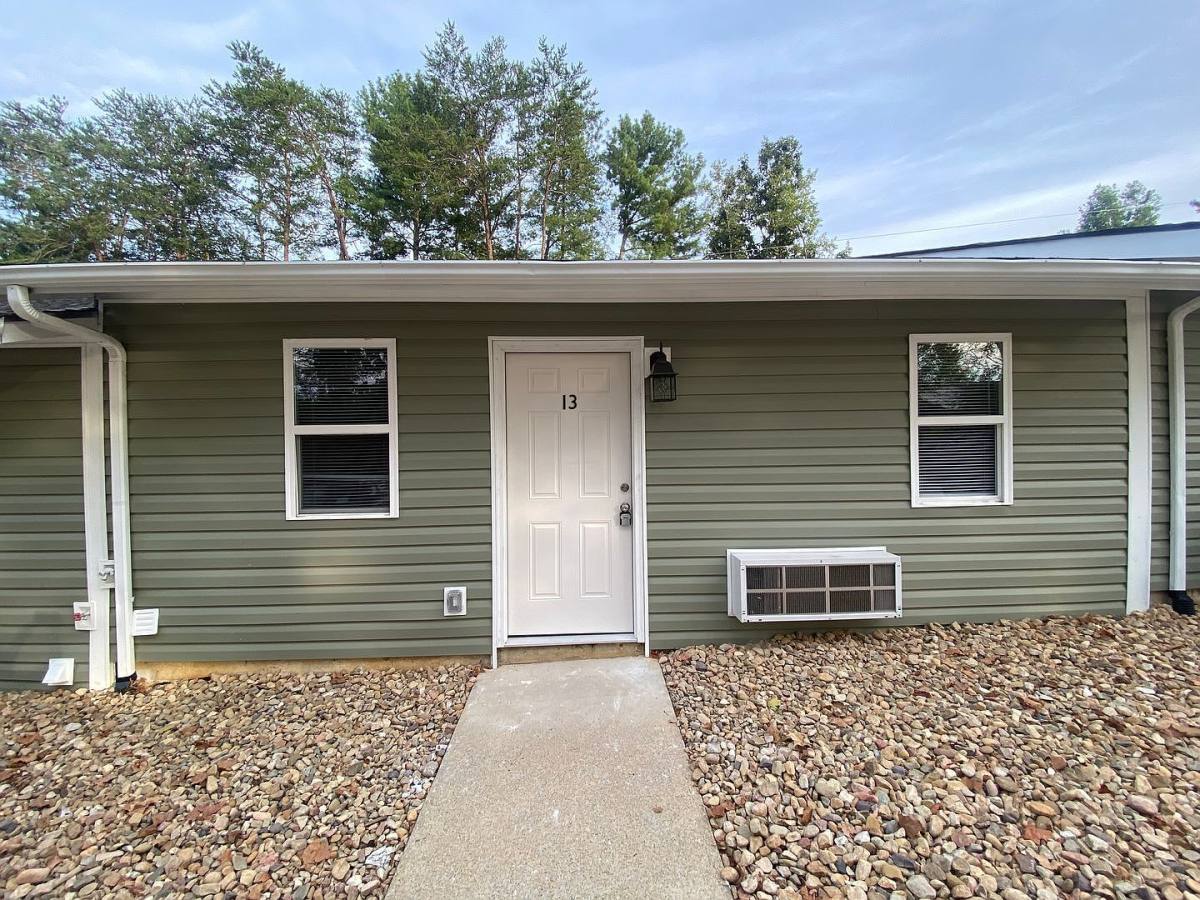 Apartment for rent at 402 Mount Bethel Rd, Greeneville, TN 37745