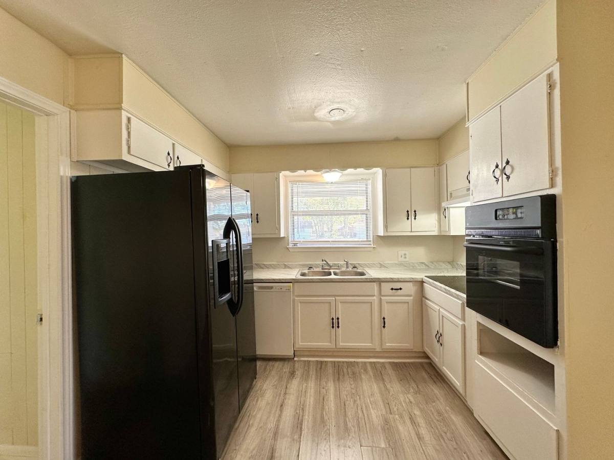 House for rent at 1505 S Ws Young Dr, Killeen, TX 76541