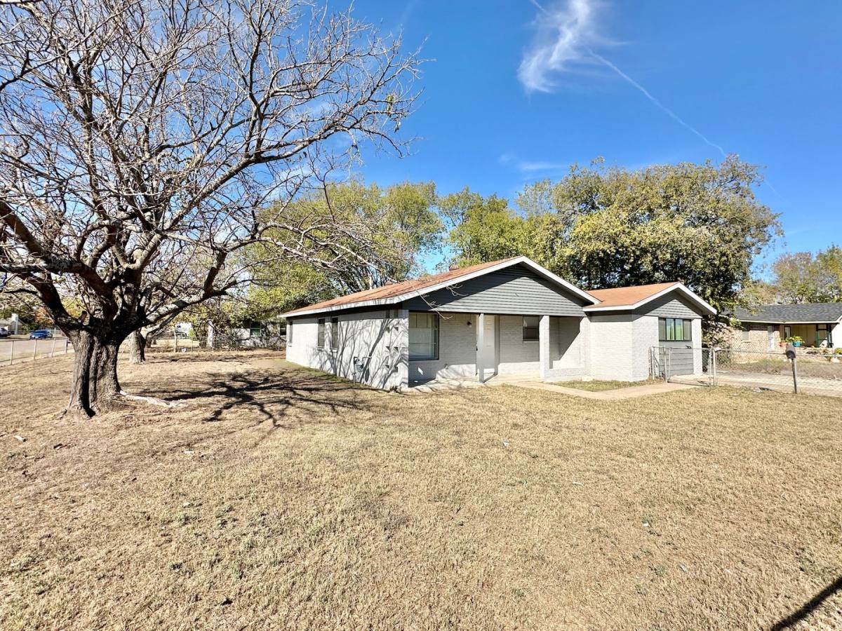 House for rent at 1505 S Ws Young Dr, Killeen, TX 76541