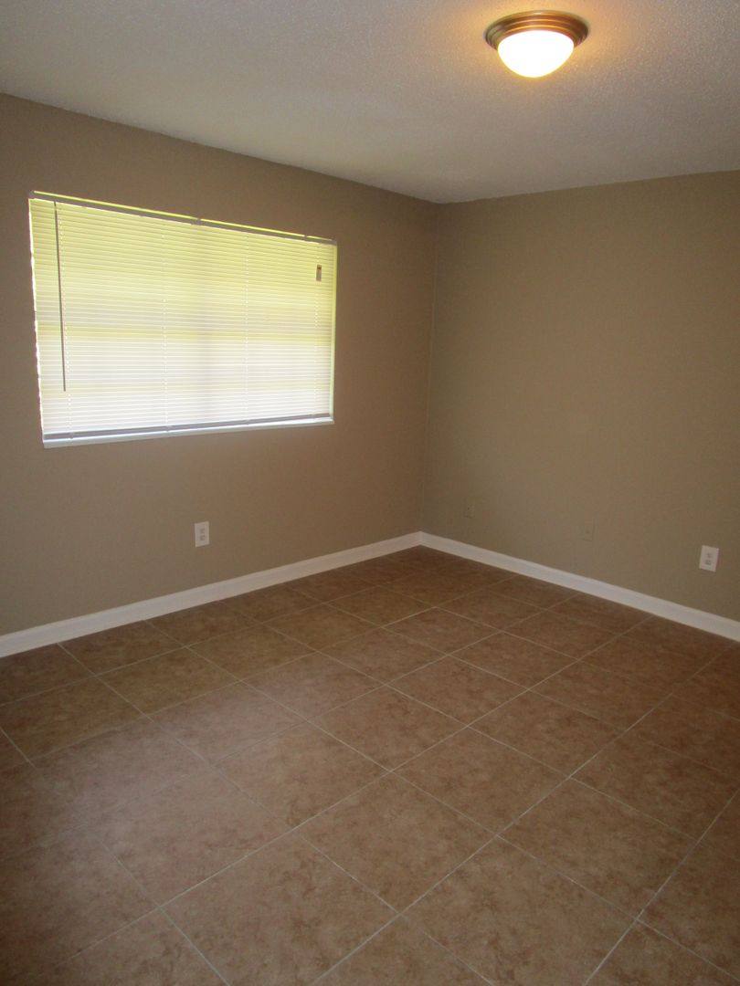 Apartment for rent at 1201 Cedar Lane Rd, Greenville, SC 29617
