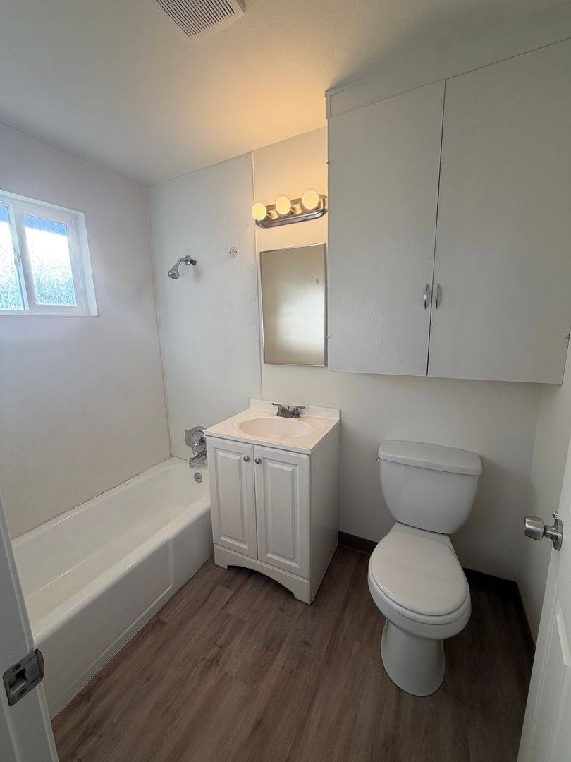 Apartment for rent at 4033 Ottmar Rd NE, Moses Lake, WA 98837