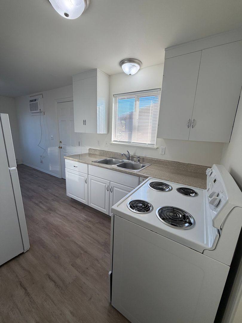 Apartment for rent at 4033 Ottmar Rd NE, Moses Lake, WA 98837