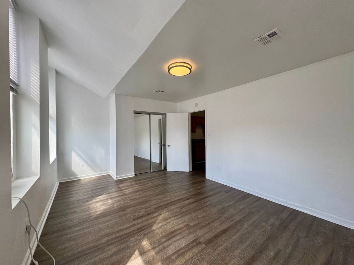 Apartment for rent at 1503 Eutaw Place, Baltimore, MD 21217