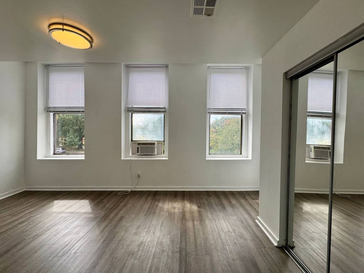Apartment for rent at 1503 Eutaw Place, Baltimore, MD 21217