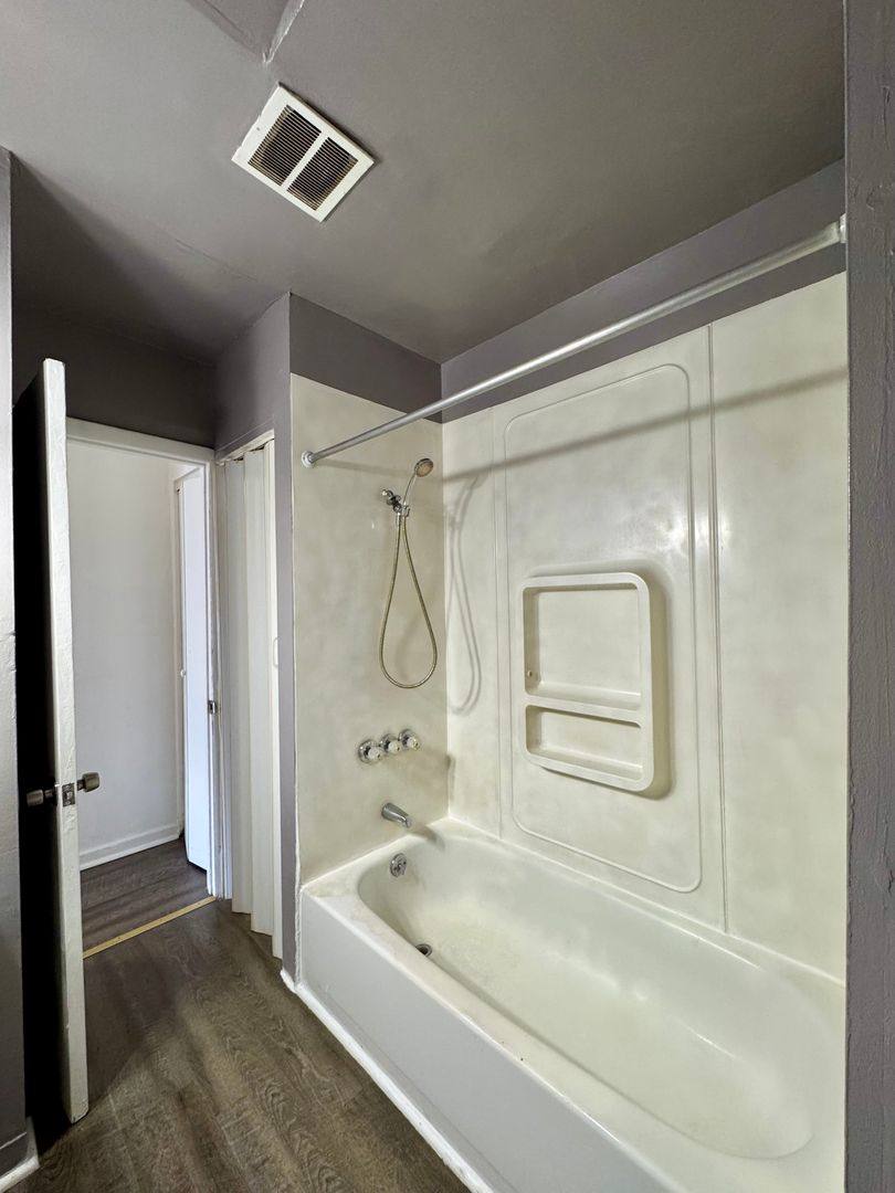 Apartment for rent at 1503 Eutaw Place, Baltimore, MD 21217