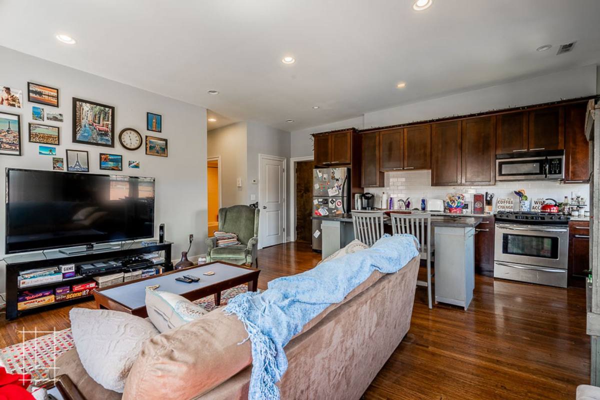 Apartment for rent at 19 W 1st Ave, Columbus, OH 43201