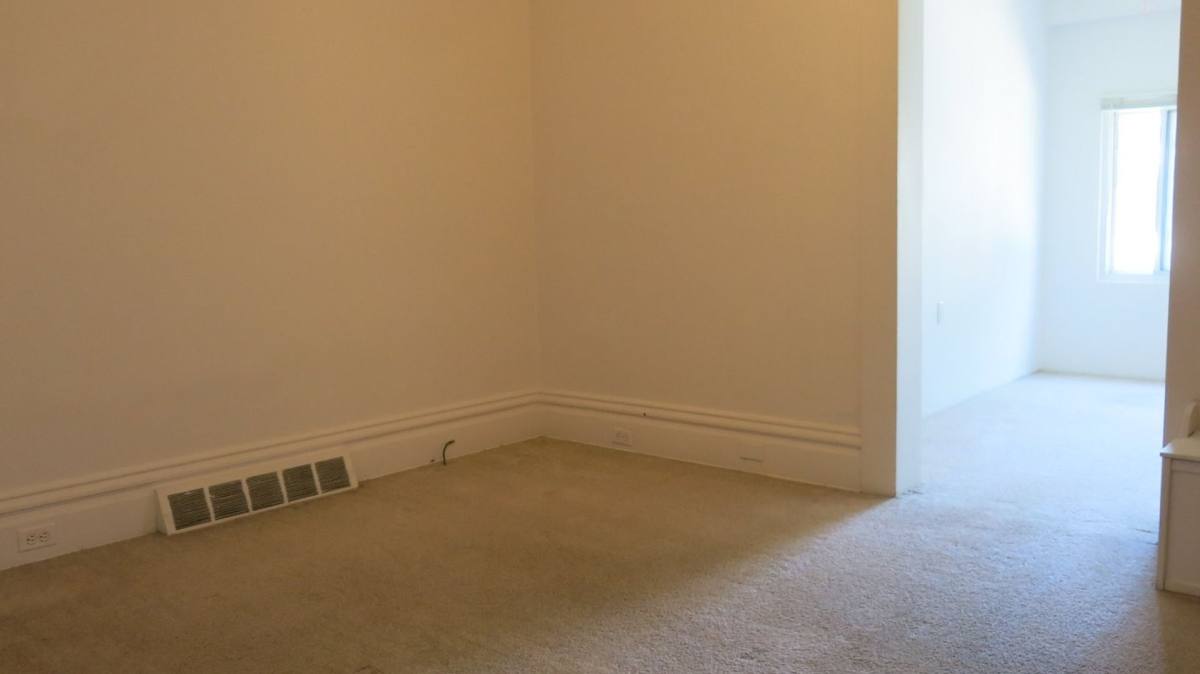 Apartment for rent at 4707 Maripoe St, Pittsburgh, PA 15213