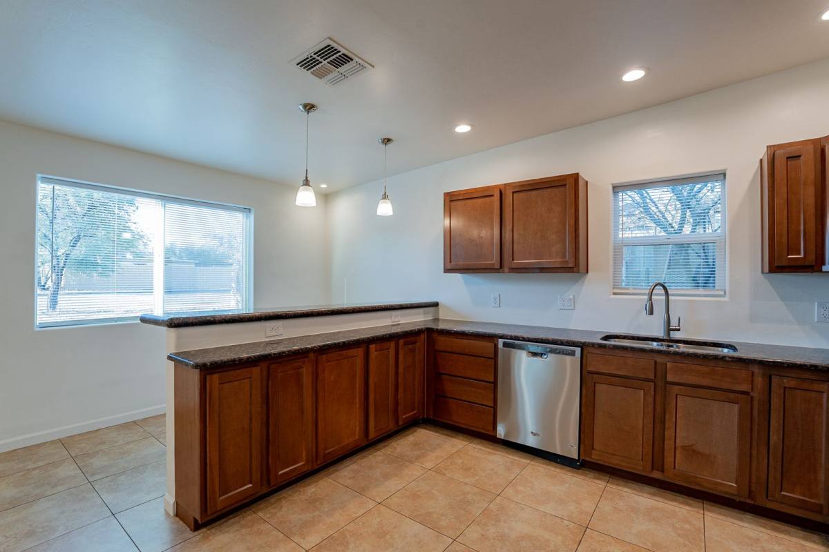 Apartment for rent at 436 E Waverly St, Tucson, AZ 85705