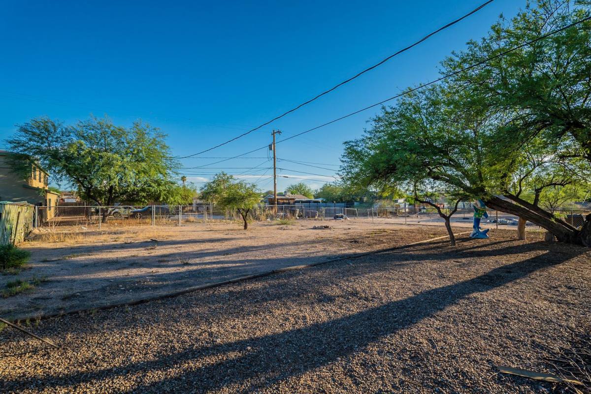 Apartment for rent at 436 E Waverly St, Tucson, AZ 85705