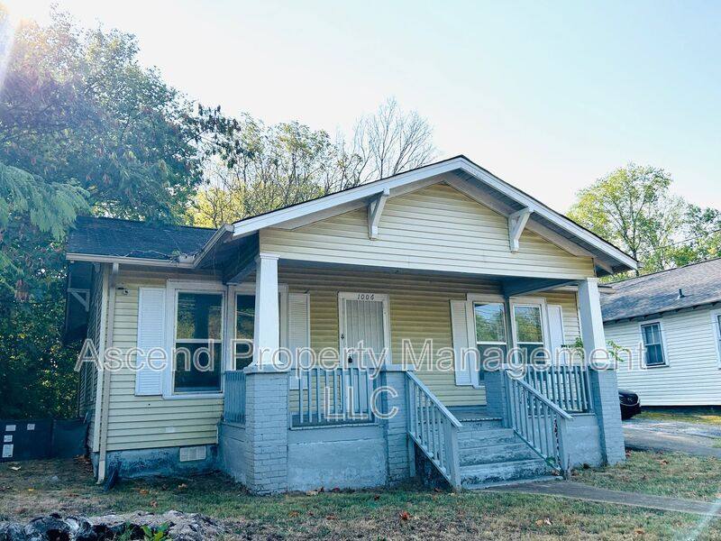 1006 Rockway Dr, Chattanooga, TN 37411