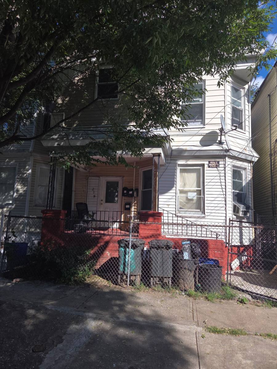Apartment for rent at 239 N 5th St, Newark, NJ 07104