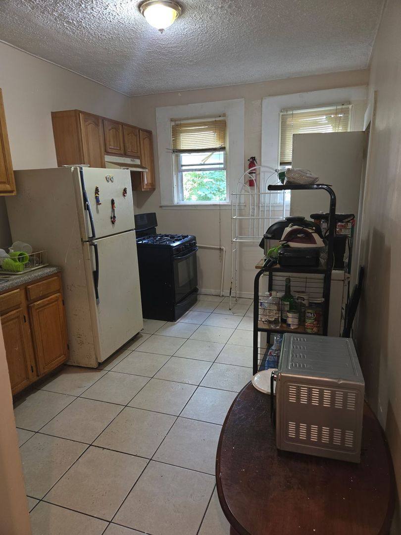 239 N 5th St, Newark, NJ 07104 - Apartment for Rent - Image 8