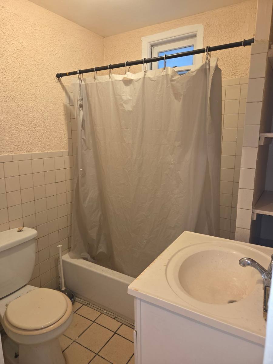 239 N 5th St, Newark, NJ 07104 - Apartment for Rent - Image 2