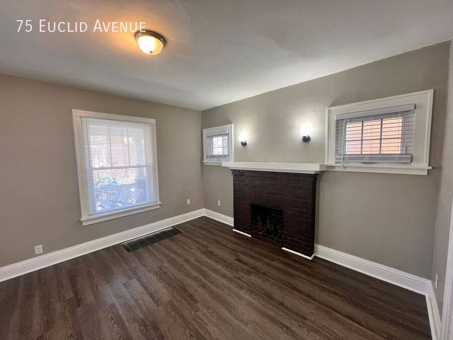 Townhouse for rent at 75 Euclid Ave, Columbus, OH 43201