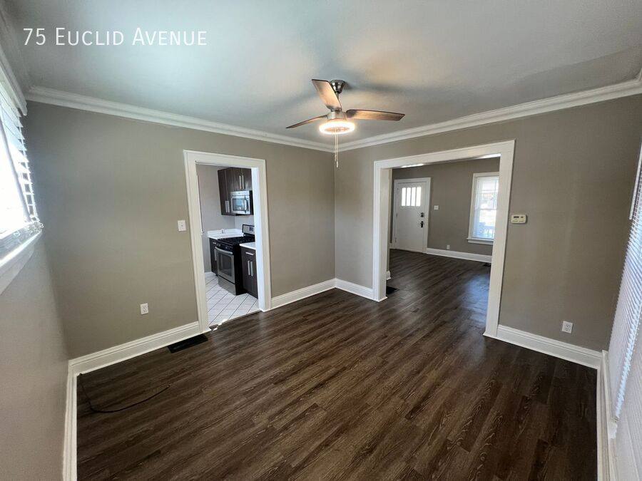 Townhouse for rent at 75 Euclid Ave, Columbus, OH 43201