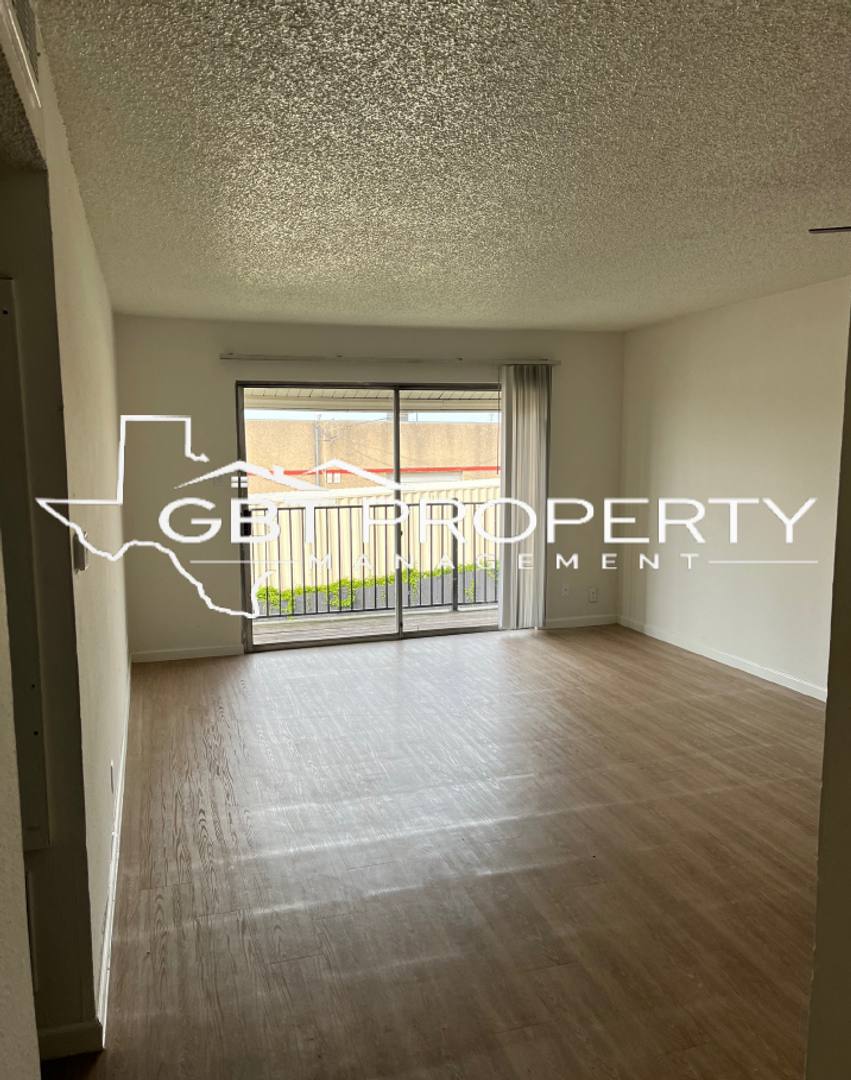 Apartment for rent at 8624 Fireside Dr, Austin, TX 78757