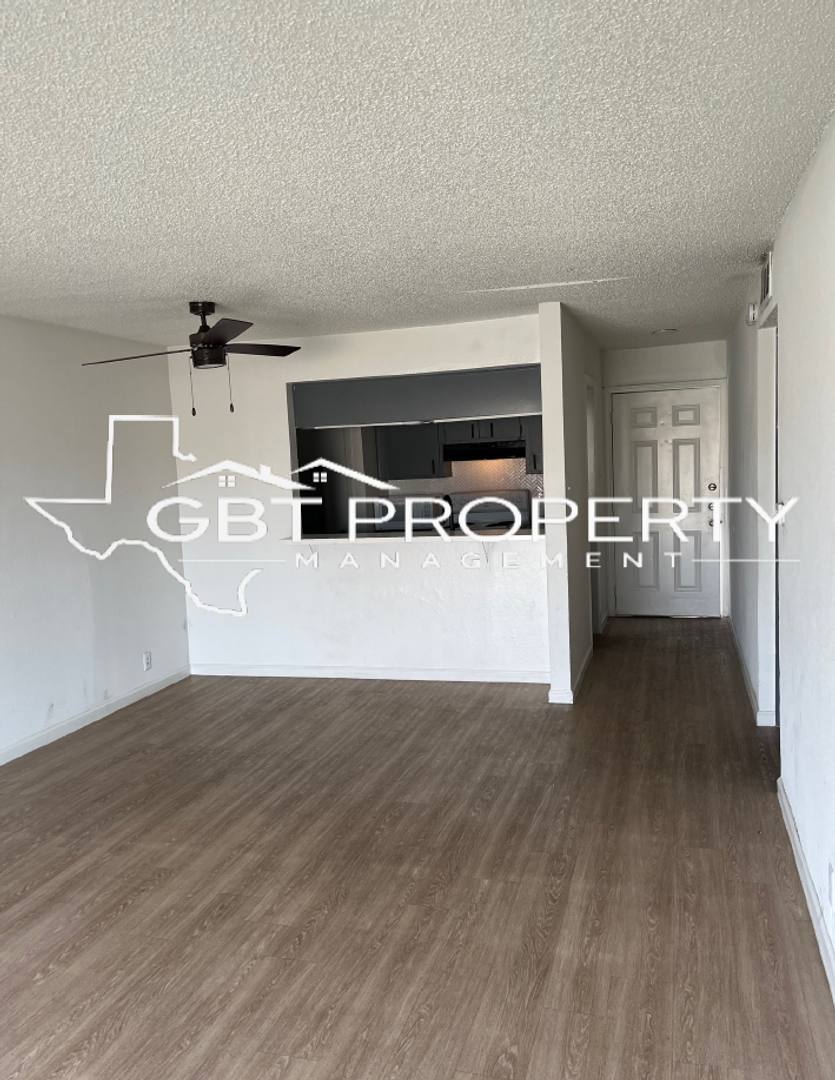 Apartment for rent at 8624 Fireside Dr, Austin, TX 78757