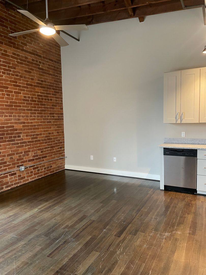 Apartment for rent at 1101 Jefferson St, Lynchburg, VA 24504