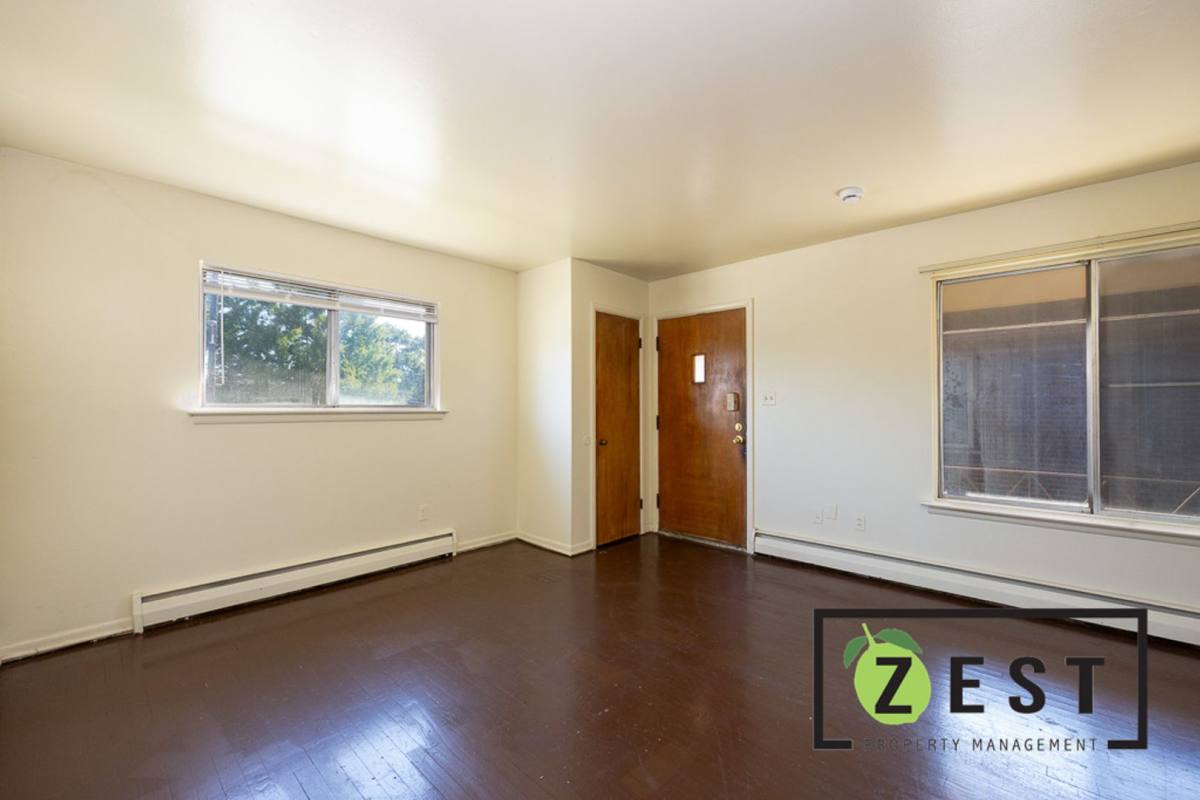 Apartment for rent at 17161 Denver, Detroit, MI 48224