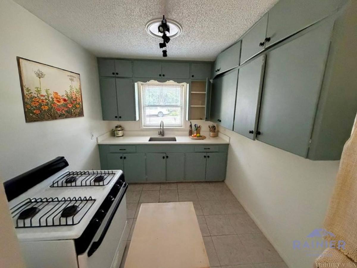 Apartment for rent at 1409 Enfield Rd, Austin, TX 78703