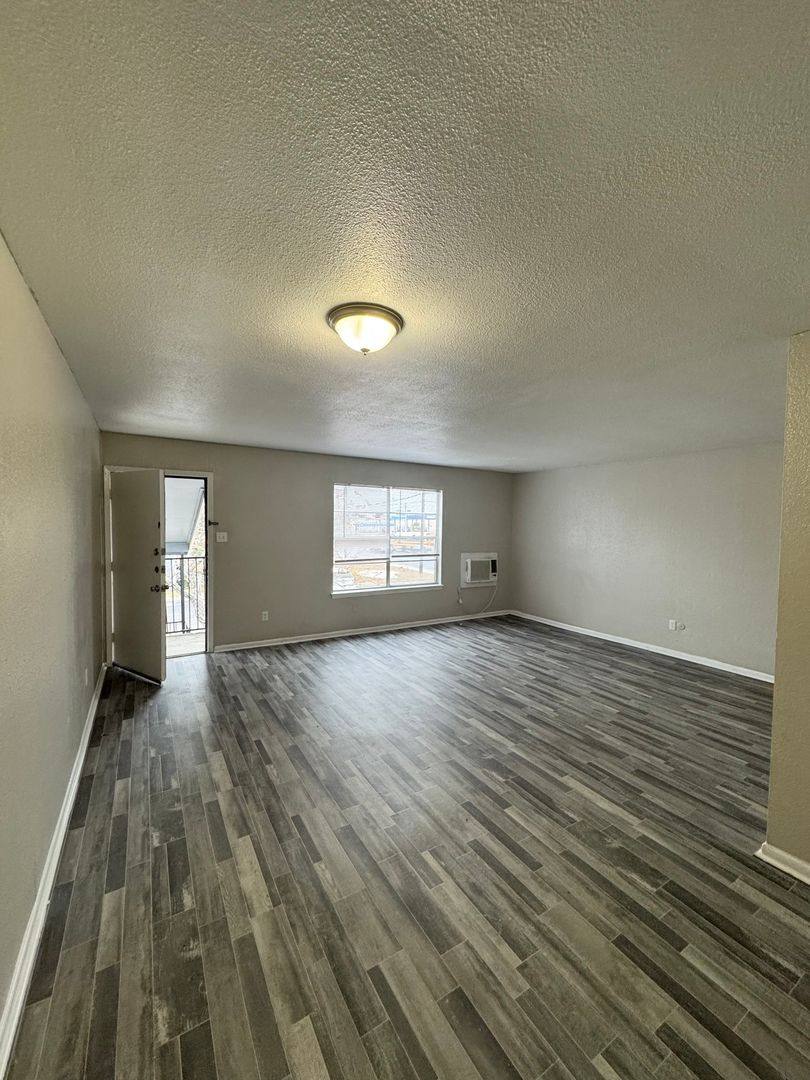 Apartment for rent at 6730 Everhart Rd, Corpus Christi, TX 78413