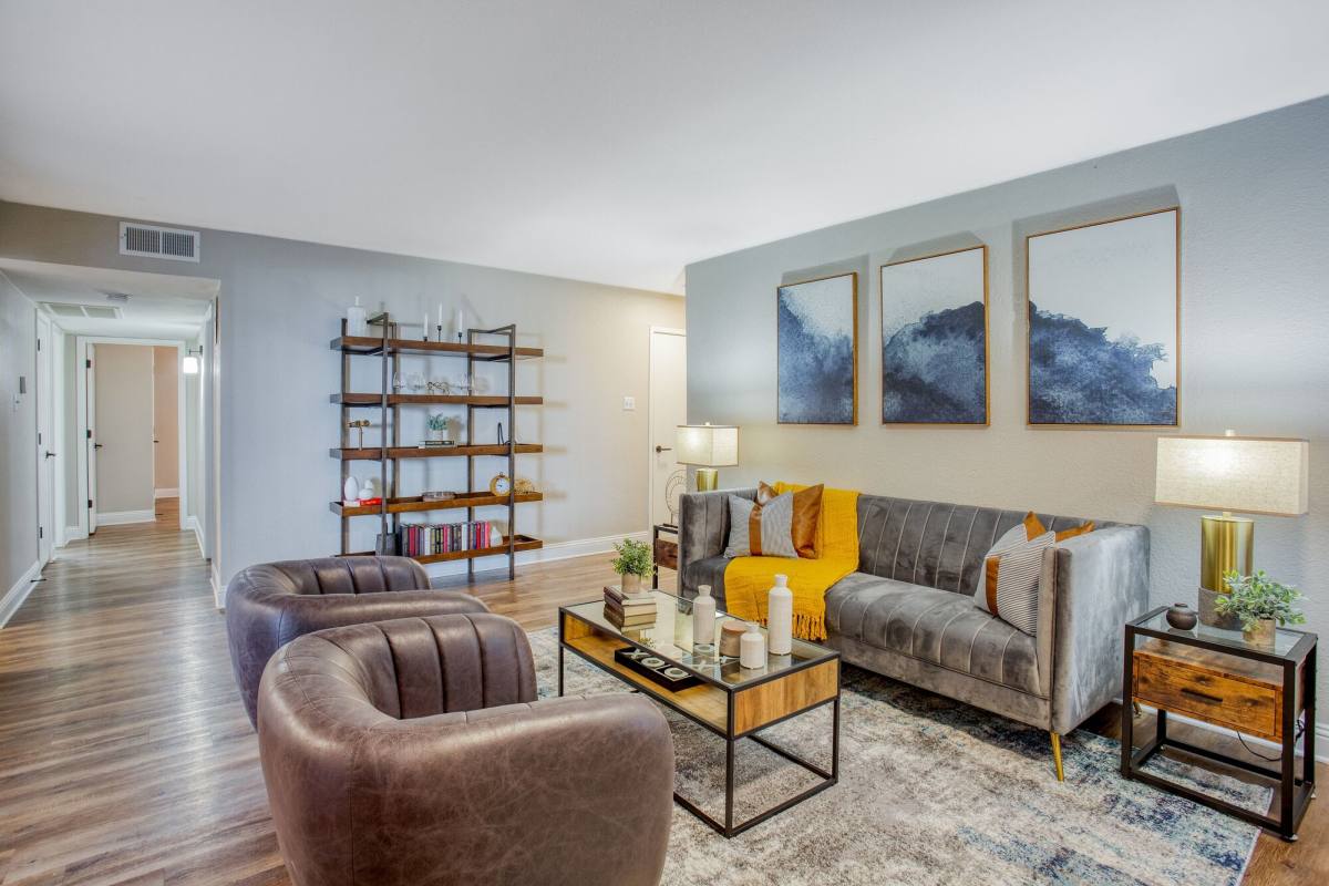 Apartment for rent at Verlaine on the Parkway, 5151 Verde Valley Lane, Dallas, TX 75254