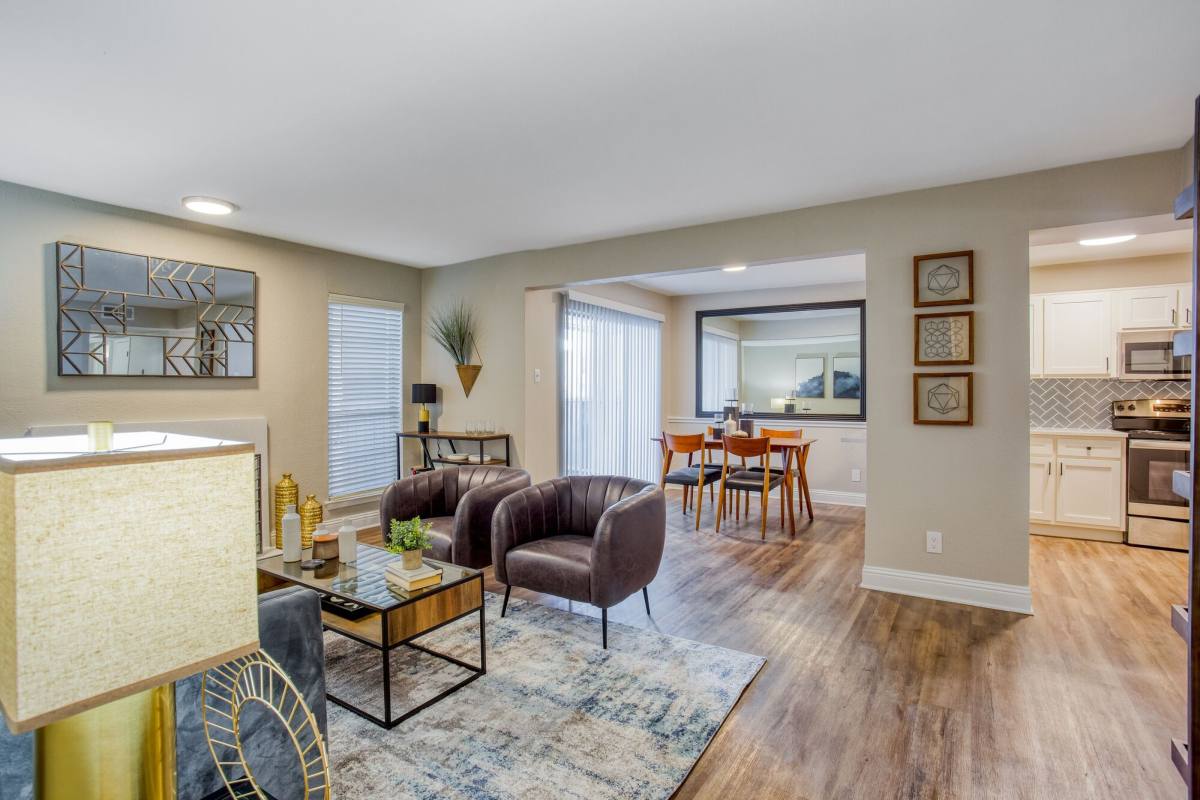 Apartment for rent at Verlaine on the Parkway, 5151 Verde Valley Lane, Dallas, TX 75254
