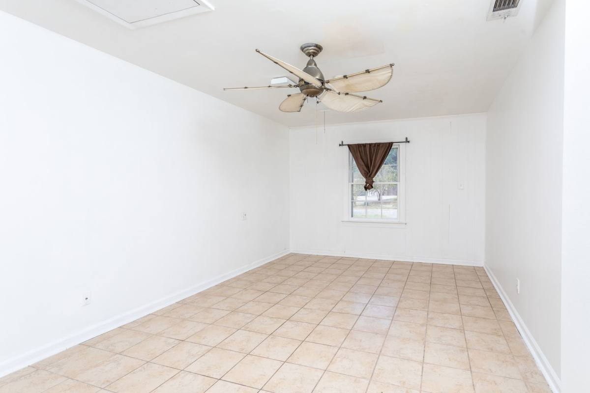 House for rent at 5 Ossabaw Rd, Savannah, GA 31410