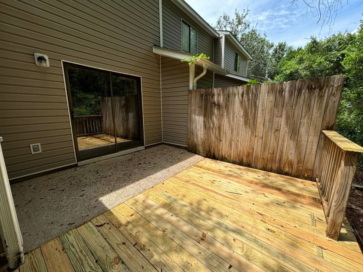 House for rent at 121 Candlebrook Dr, Enterprise, AL 36330