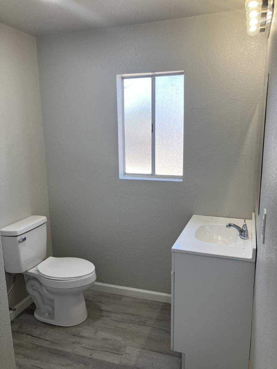 Apartment for rent at 1855 D St #6, Merced, CA 95340