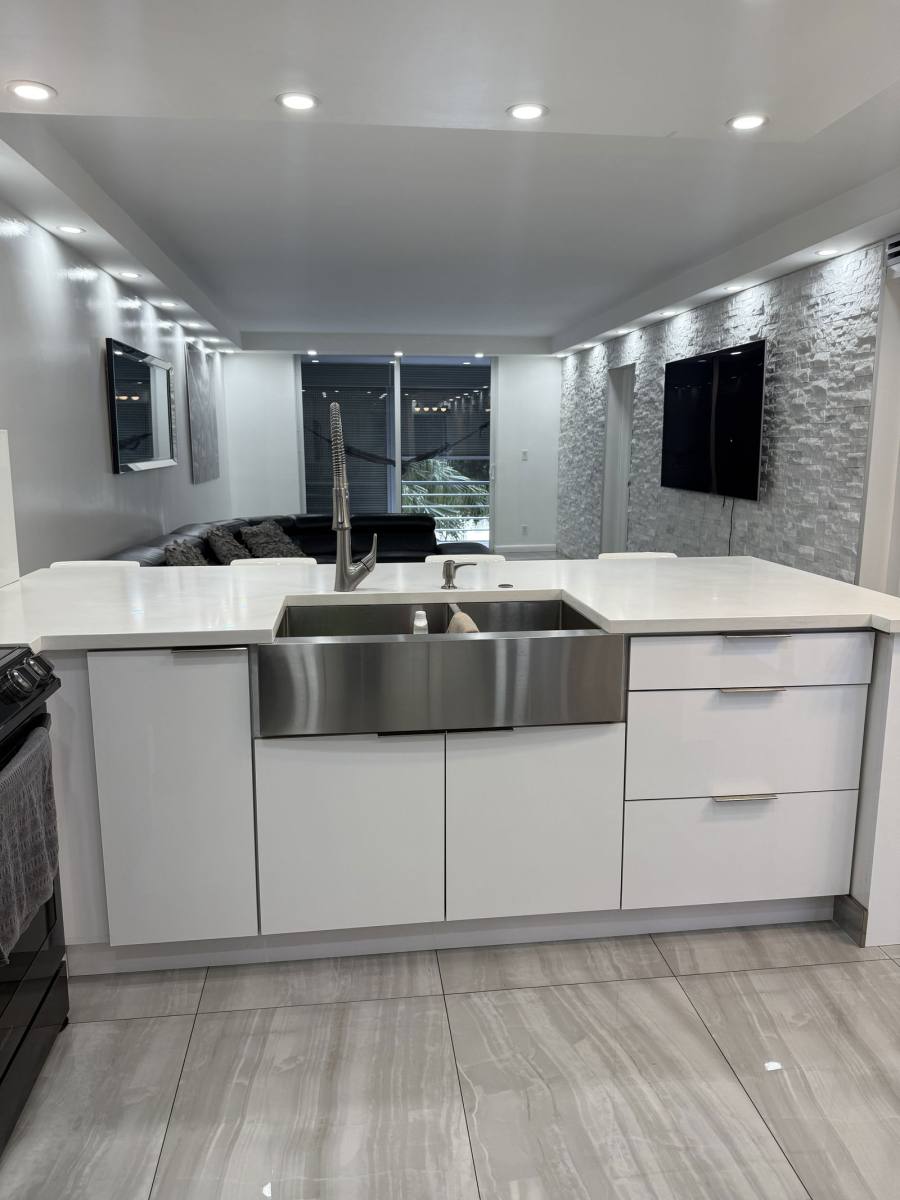 Condo for rent at 5260 NW 11th St #201, Fort Lauderdale, FL 33313