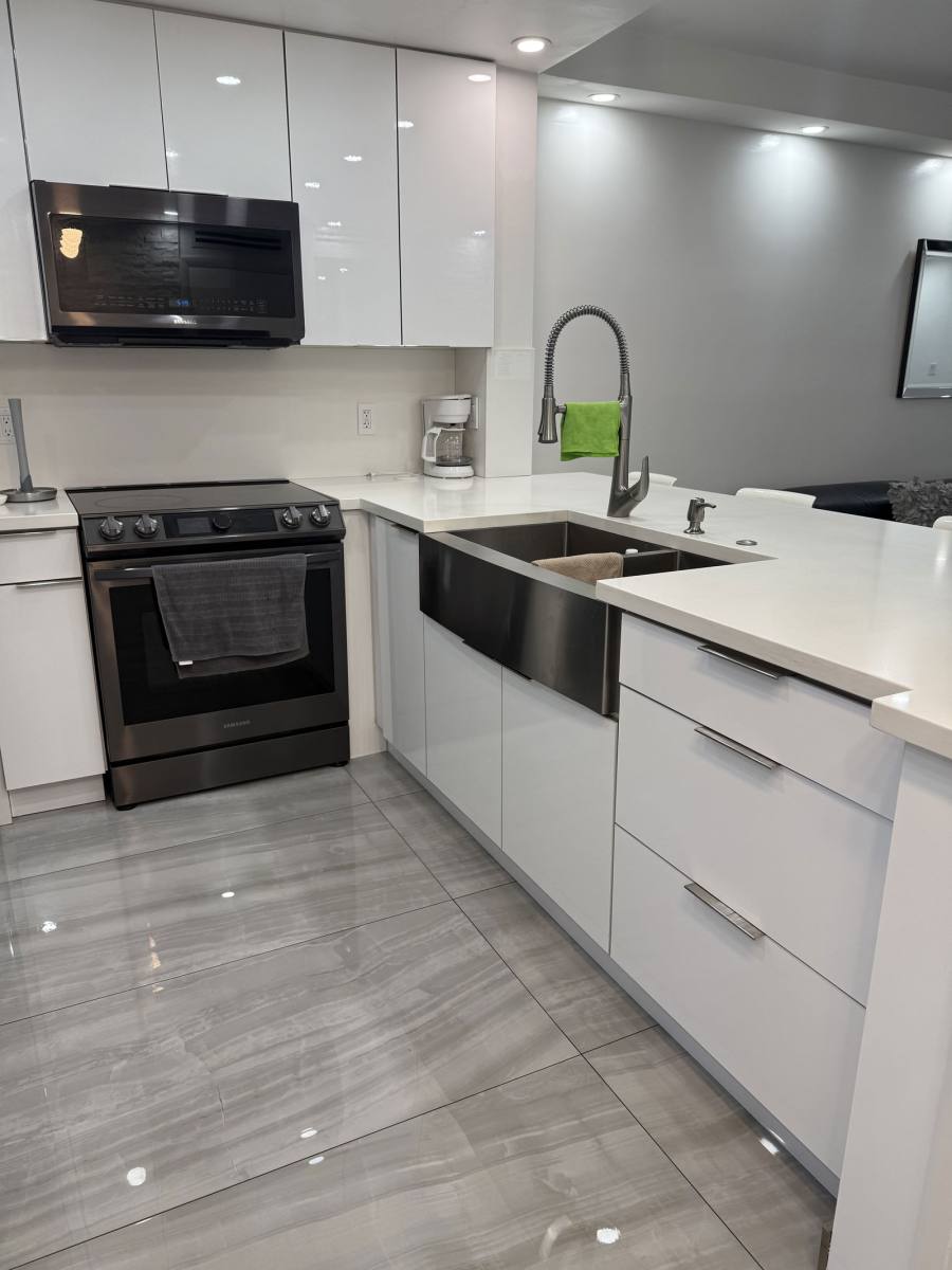 Condo for rent at 5260 NW 11th St #201, Fort Lauderdale, FL 33313