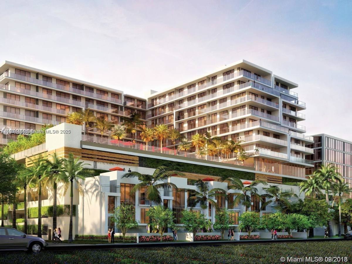Apartment for rent at 2960 NE 207th St #909, Miami, FL 33180