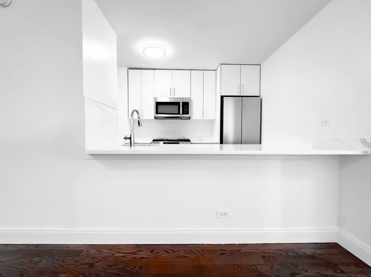 Apartment for rent at 240 E 82nd St #11EE, New York, NY 10028