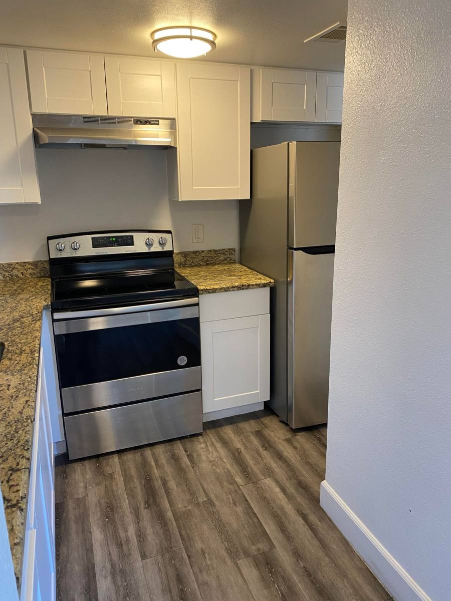 Apartment for rent at 6324 6310 N Black Canyon Highway, Phoenix, AZ 85017