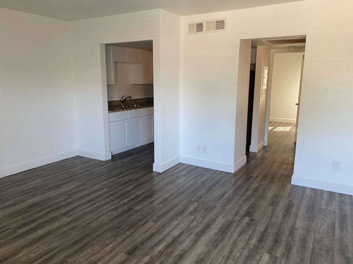 Apartment for rent at 6324 6310 N Black Canyon Highway, Phoenix, AZ 85017