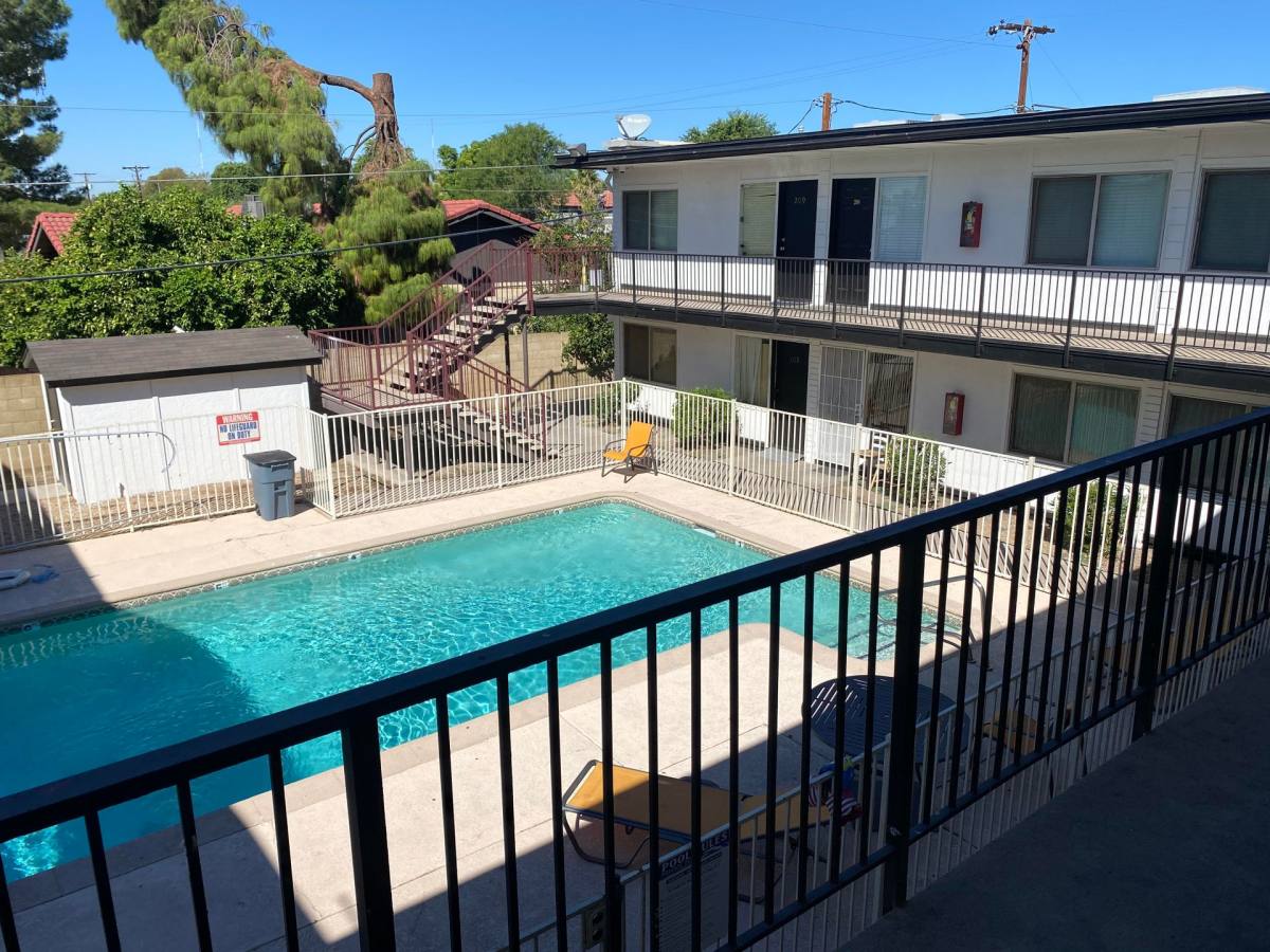 Apartment for rent at 6324 6310 N Black Canyon Highway, Phoenix, AZ 85017