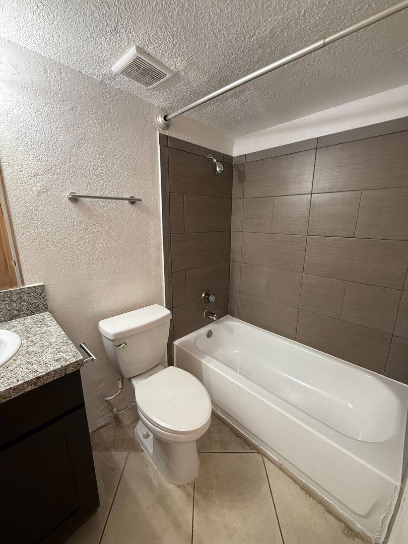 Apartment for rent at 6721 N 25th Dr, Phoenix, AZ 85017