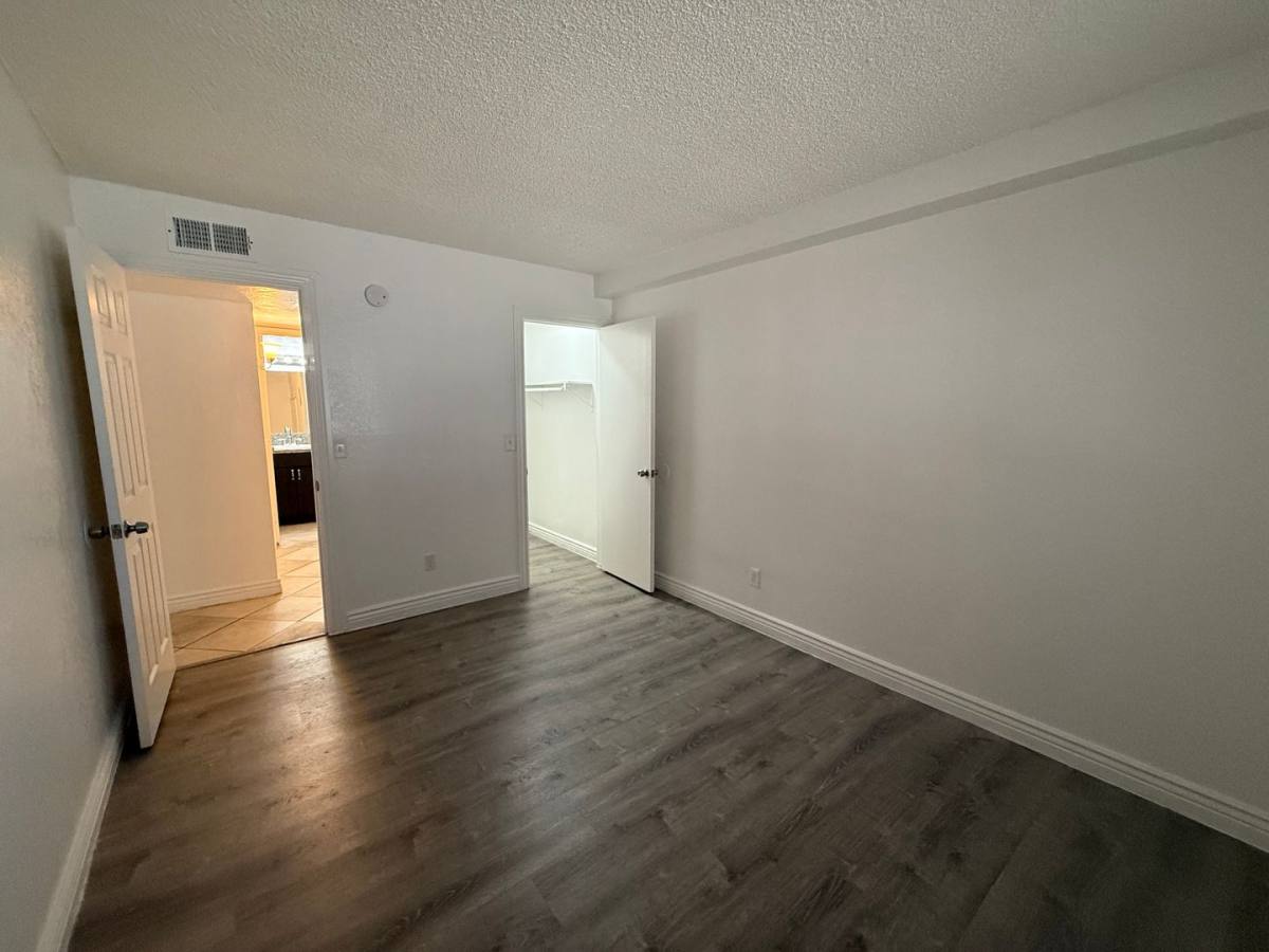 Apartment for rent at 6721 N 25th Dr, Phoenix, AZ 85017