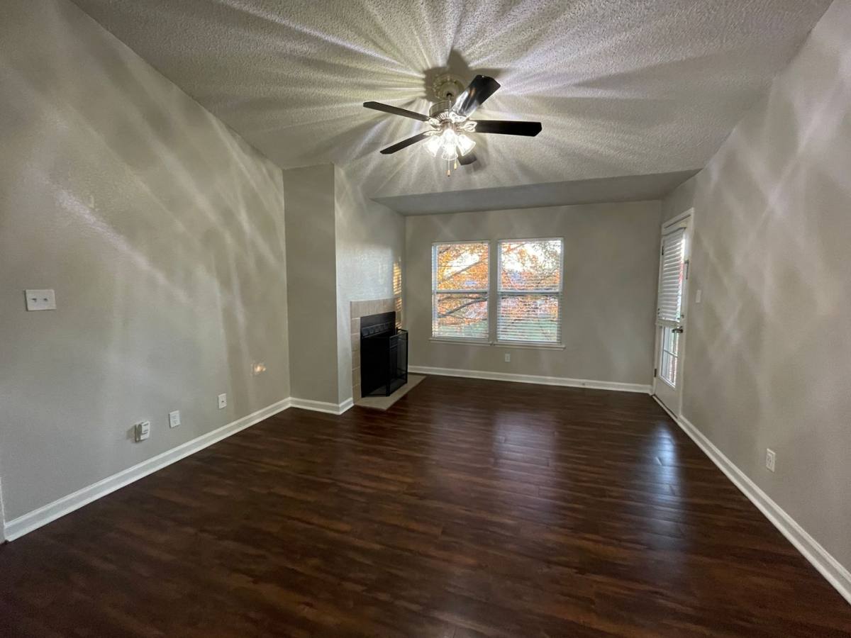 Apartment for rent at 11115 W 64th Terrace, Shawnee, KS 66203