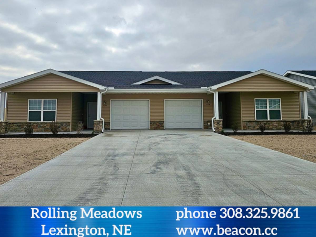 Townhouse for rent at 1002 E 7th St, Lexington, NE 68850