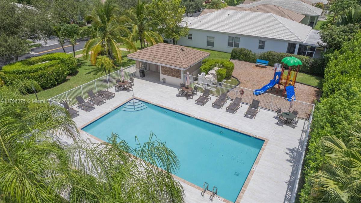 House for rent at 7423 NW 70th Ave, Pompano Beach, FL 33067
